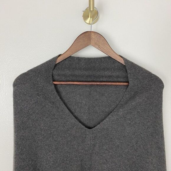 CLAUDIA NICHOLE Womens Cashmere Gray‎ Sweater Cowl VNeck Topper Shawl One Size - Picture 4 of 9